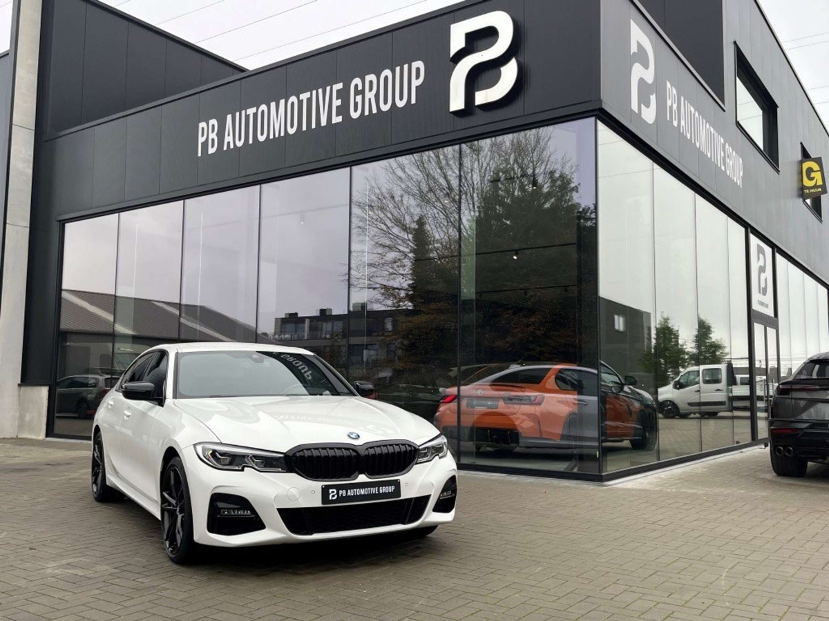 BMW 330 ea M-Pakket-Laser-Navigatie-Cockpit Pro-Pdc-19"